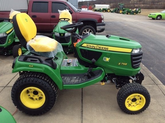 Used 2024 John Deere X758 Tractors - Image 4
