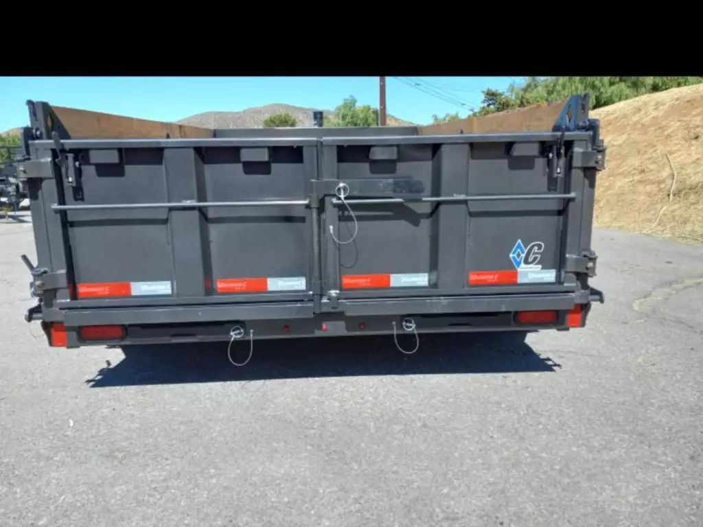 New 2023 Diamond C MDT7712 Dump Trailer - Image 3