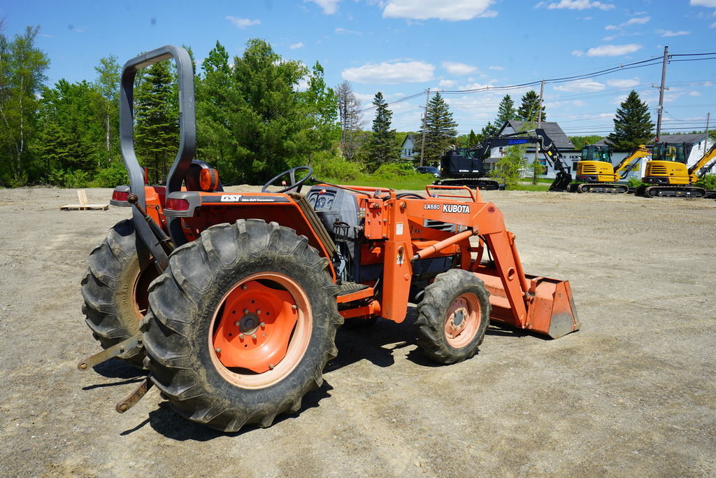 Used 1994 Kubota L3600 Tractor - Image 3