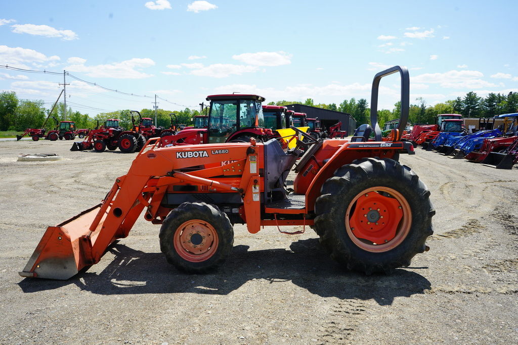 Used 1994 Kubota L3600 Tractor - Image 6