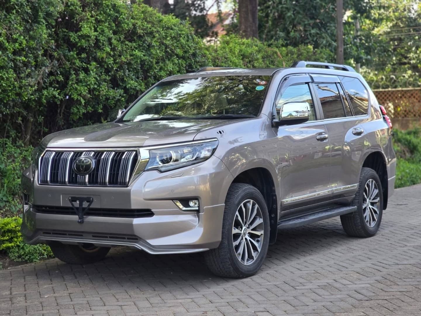 2024 Toyota LandCruiser Prado TXL SUV - Image 5