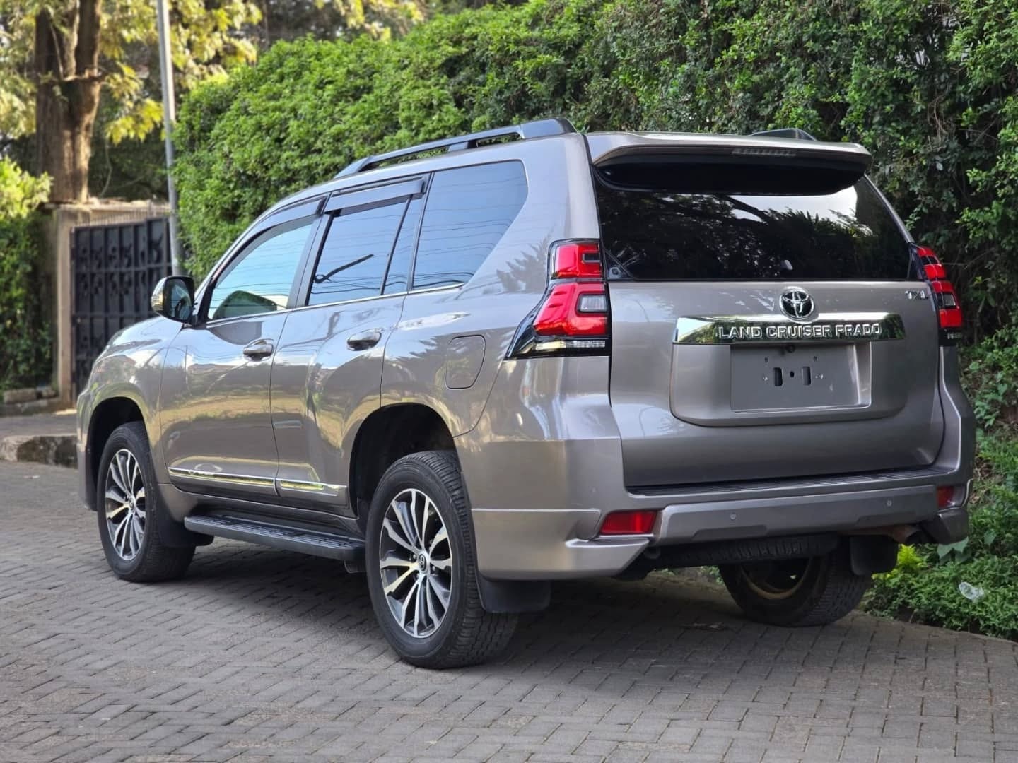 2024 Toyota LandCruiser Prado TXL SUV - Image 2